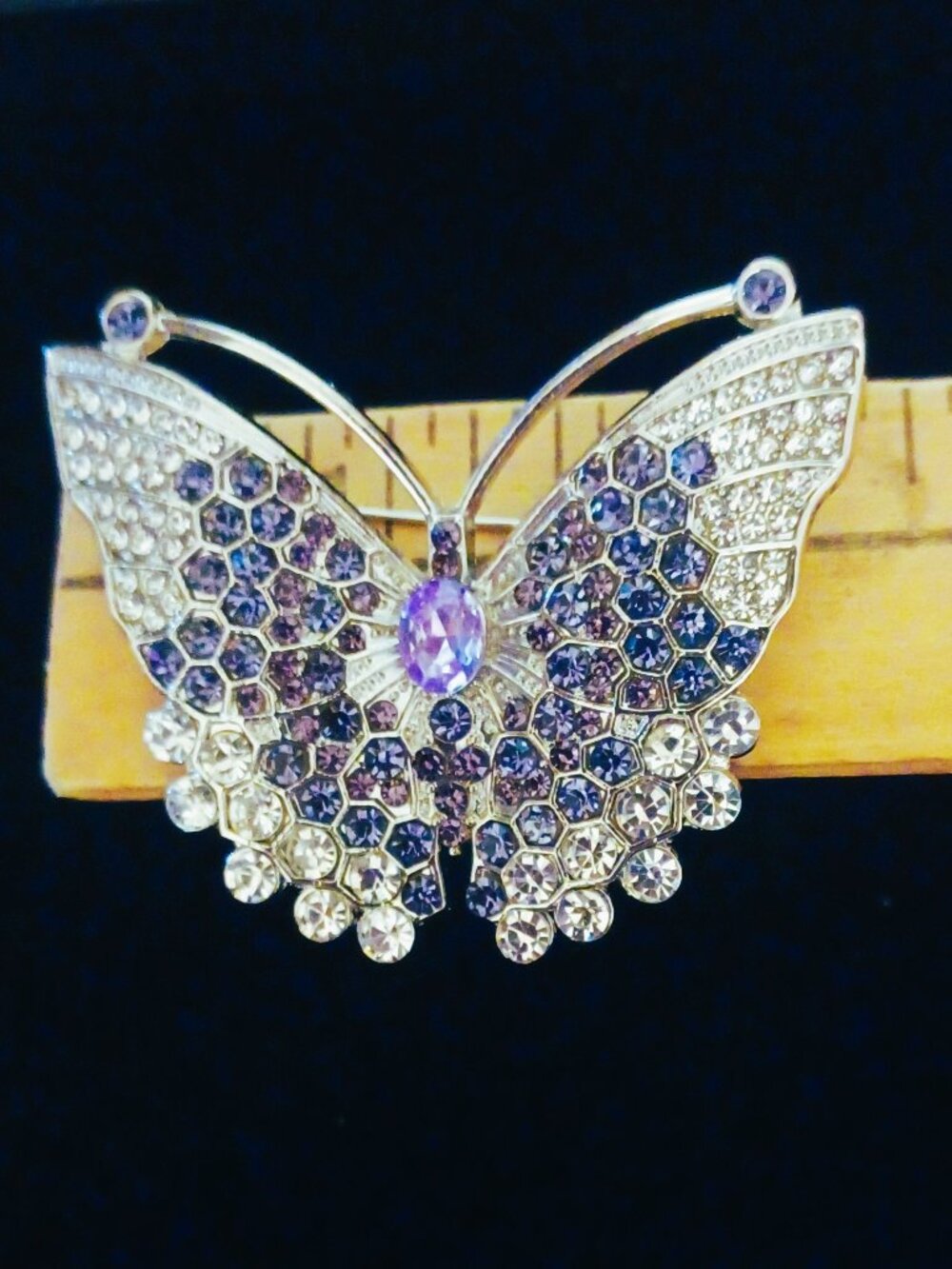 Sparkling Puple & Clear Rhinestone Brooch - Picture 3 of 4